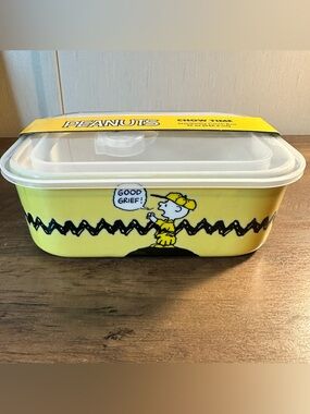 Peanuts Charlie Brown & Gang CHOW TIME 32oz Stoneware Bento Box Pressure Lid NEW